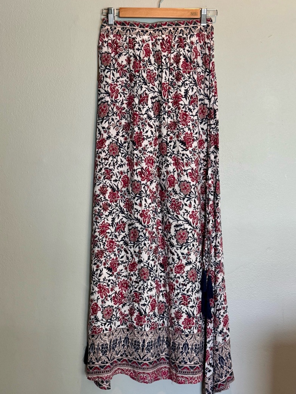 Lizard Thicket White Maxi Skirt with Pink & Black Floral Print